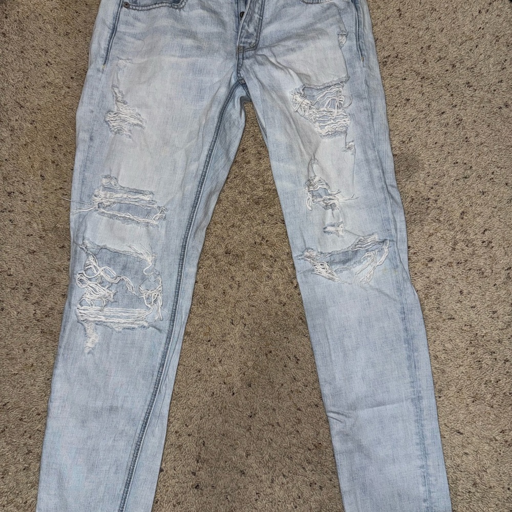 American eagle Distressed Light Blue Women's Jeans
